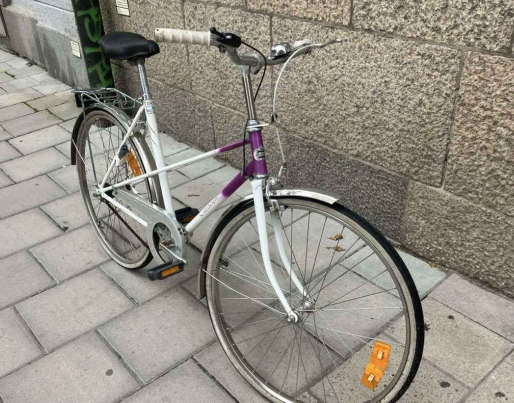 Lila och Vit 3-växlad Crescent